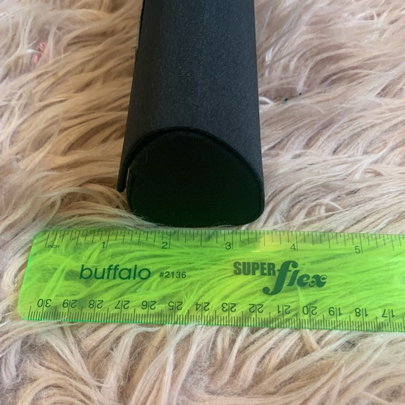 EUC Dolce & Gabanna Sunglass Case - Picture 4 of 8